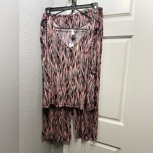 Ambrielle NWT Ikat pajama set